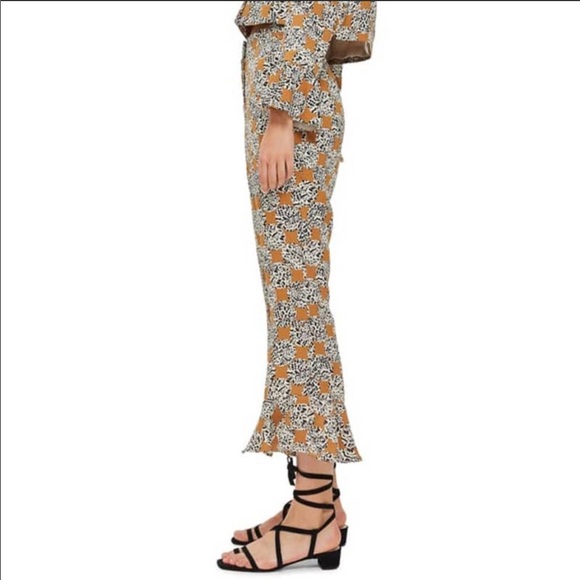 TopShop leopard spot frill trousers - Picture 5 of 14